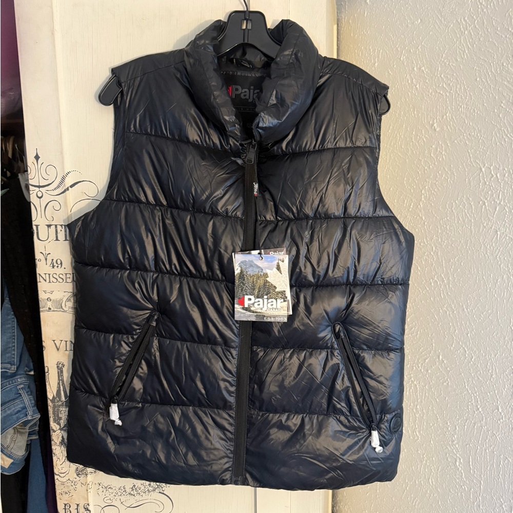 NWT Pajar Black Felicity Puffer Vest- Reg Price- ($289.00) - Picture 3 of 14